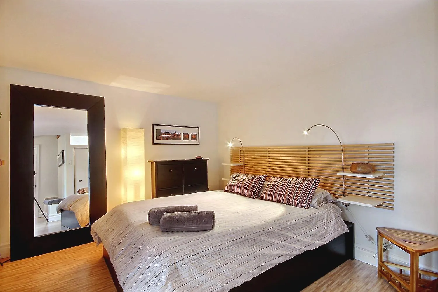 Apartment Amazing Private Rooftop And Central Location Québec Kanada
